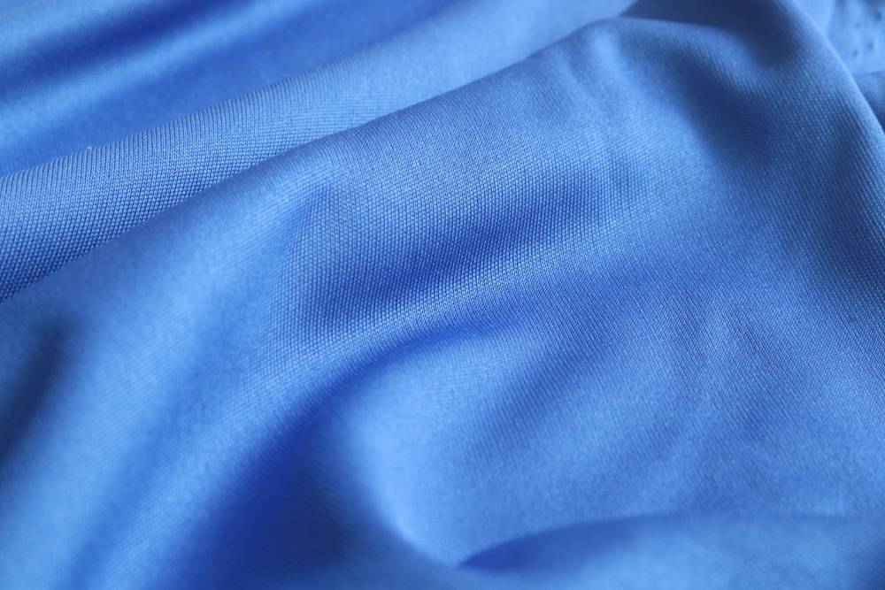 Superior elasticity performance of Yang Vinh 4-way stretch cooling fabric